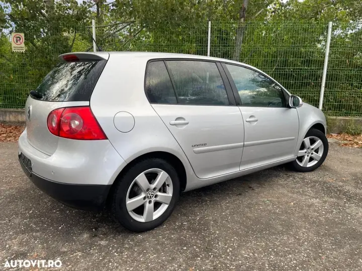 Volkswagen Golf V 1.4 United