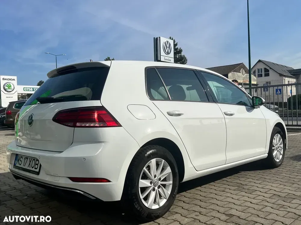 Volkswagen Golf VIII 1.0 TSI Comfortline — imagine 3