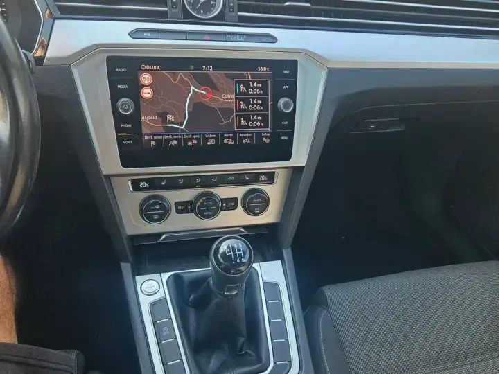 Volkswagen Passat B8 1.6 TDI Comfortline