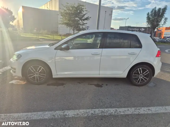 Volkswagen Golf VII 1.6 TDI DPF Trendline