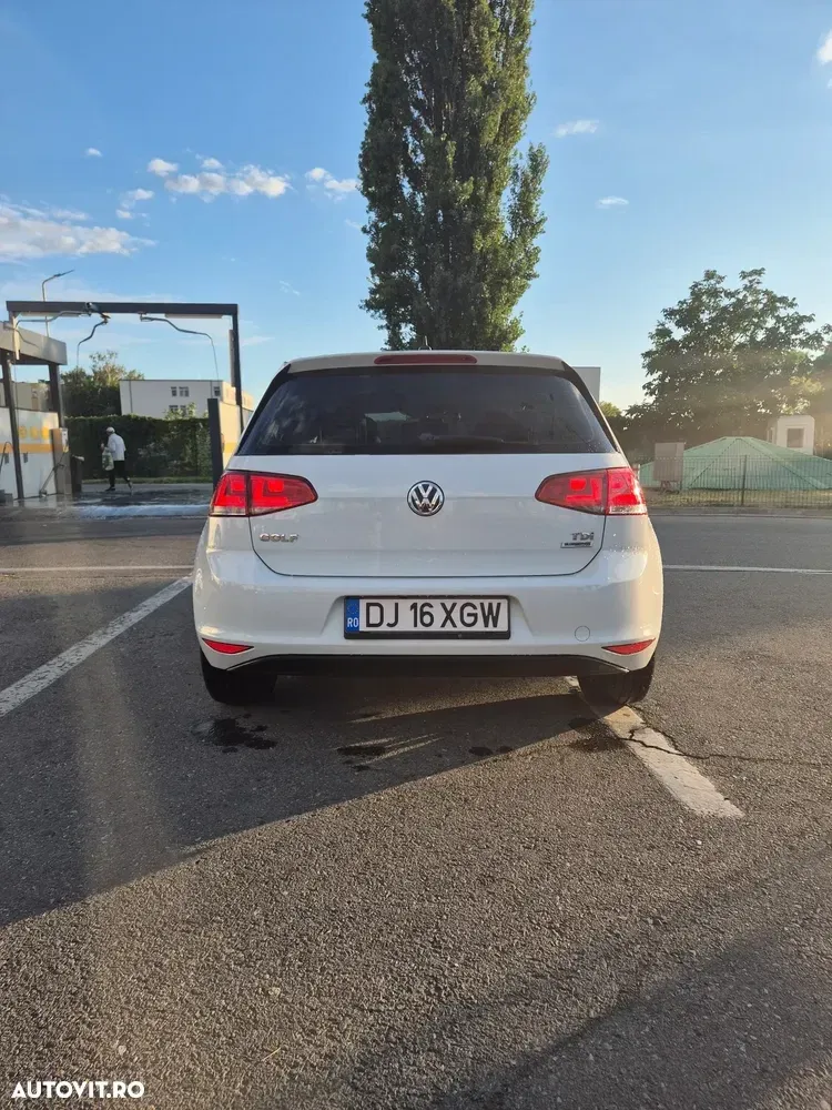 Volkswagen Golf VII 1.6 TDI DPF Trendline — imagine 4