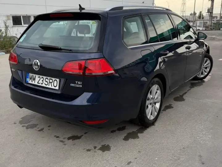 Volkswagen Golf VII