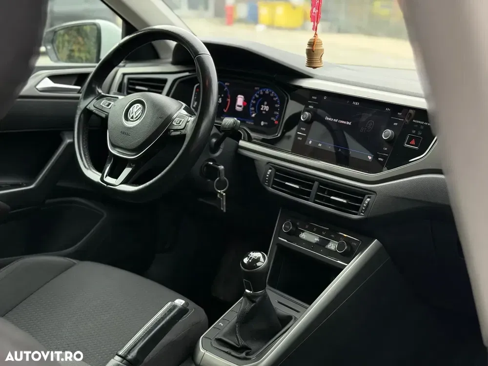 Volkswagen Polo VI 1.6 TDI Comfortline — imagine 2