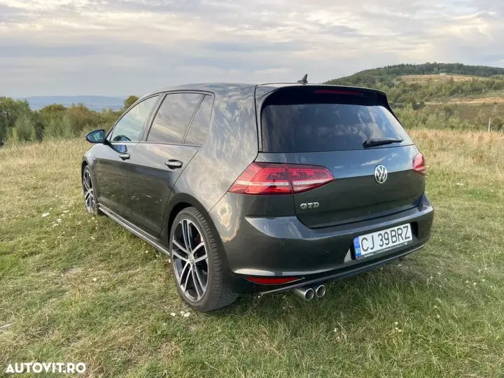 Volkswagen Golf VII 2.0 TDI DPF BMT DSG GTD