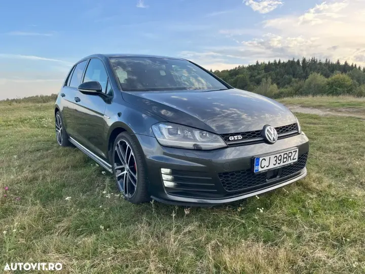 Volkswagen Golf VII 2.0 TDI DPF BMT DSG GTD