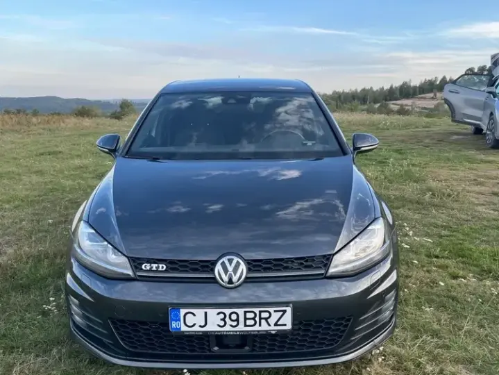 Volkswagen Golf VII 2.0 TDI DPF BMT DSG GTD