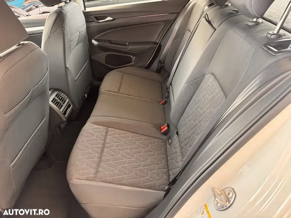 Volkswagen Golf 1.5 TSI eHybrid DSG PHEV Life — imagine 6