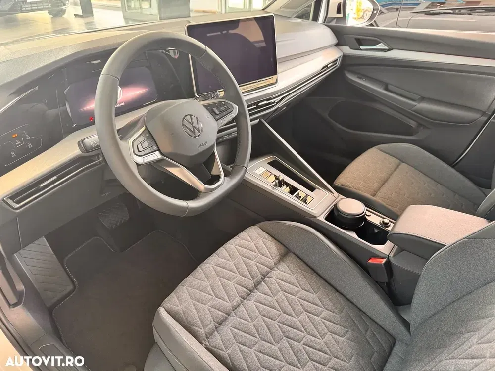 Volkswagen Golf 1.5 TSI eHybrid DSG PHEV Life — imagine 5