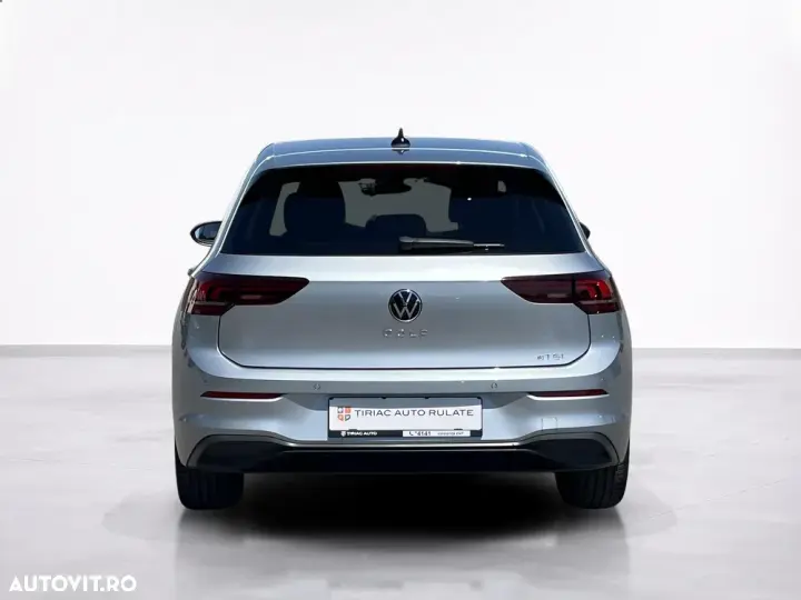 Volkswagen Golf VIII 1.5 eTSI DSG MHEV Advanced