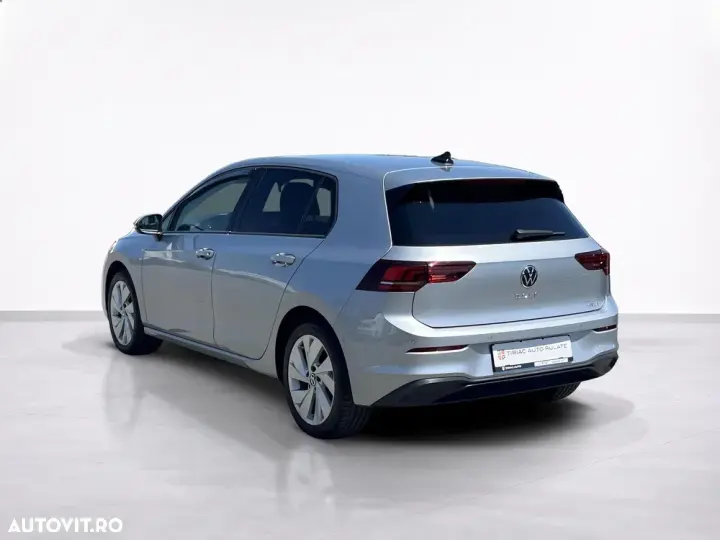 Volkswagen Golf VIII 1.5 eTSI DSG MHEV Advanced
