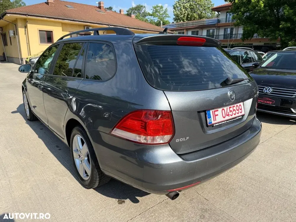 Volkswagen Golf — imagine 3