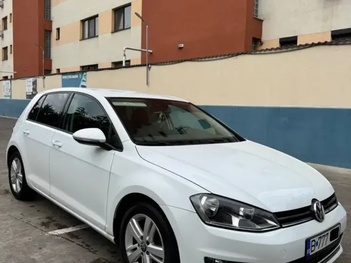 Volkswagen Golf VII 1.6 TDI BMT Comfortline