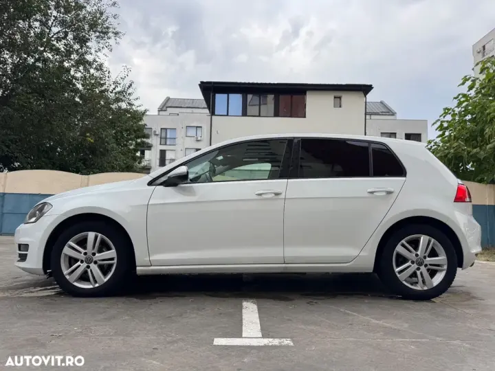 Volkswagen Golf VII 1.6 TDI BMT Comfortline