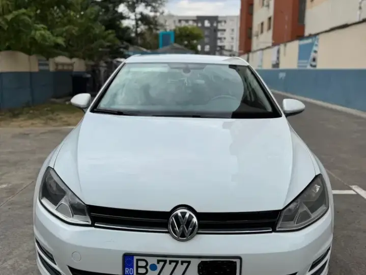 Volkswagen Golf VII 1.6 TDI BMT Comfortline