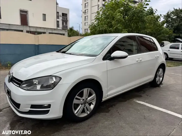 Volkswagen Golf VII 1.6 TDI BMT Comfortline