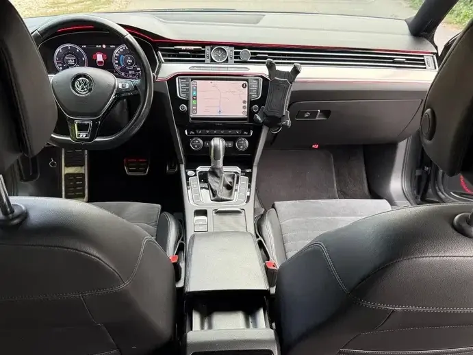 Volkswagen Passat B8 2.0 TDI SCR DSG BlueMotion Highline