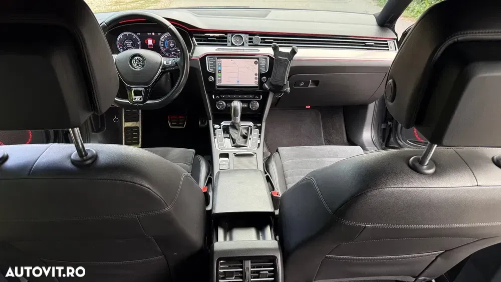 Volkswagen Passat B8 2.0 TDI SCR DSG BlueMotion Highline — imagine 4