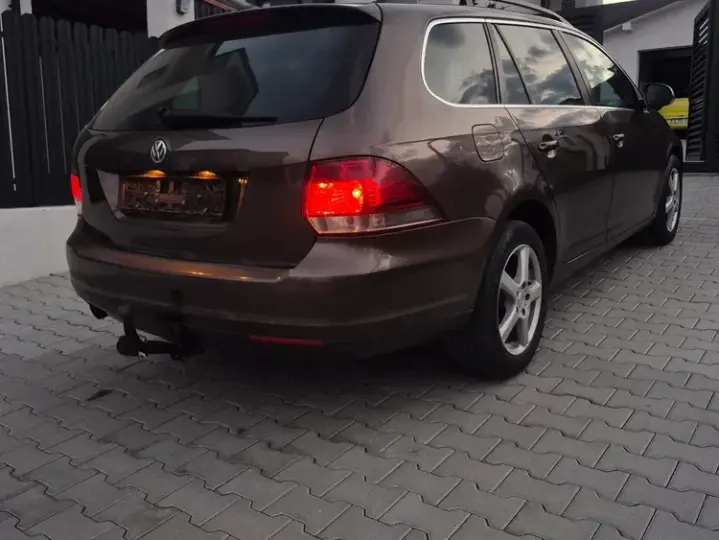Volkswagen Golf VI 1.6 TDI DPF BlueMotion Technology move