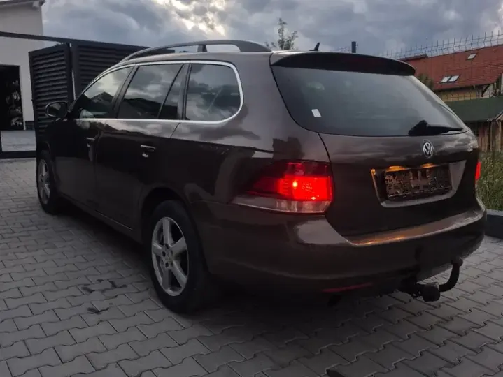 Volkswagen Golf VI 1.6 TDI DPF BlueMotion Technology move