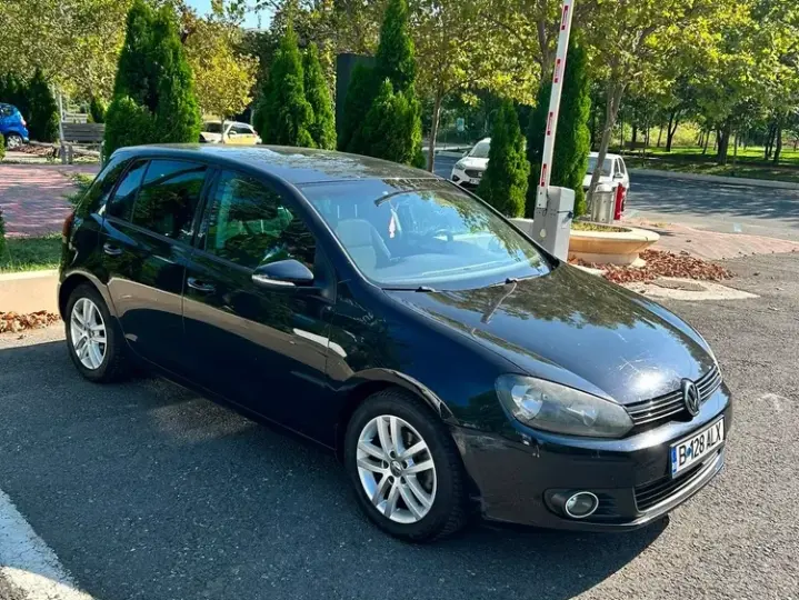 Volkswagen Golf VI 1.6 TDI DPF BlueMotion Technology Style