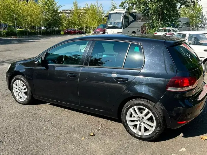 Volkswagen Golf VI 1.6 TDI DPF BlueMotion Technology Style