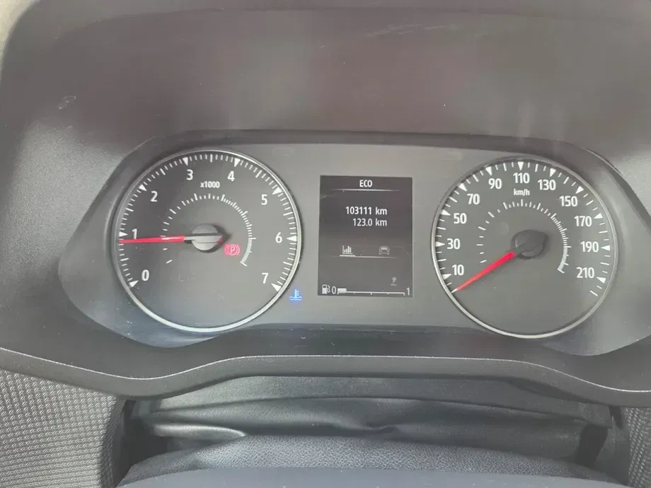 Renault Trafic L2H1 — imagine 13