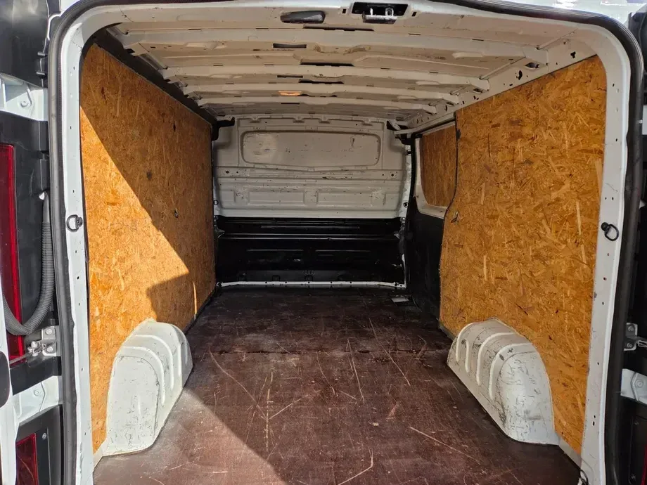 Renault Trafic L2H1 — imagine 8