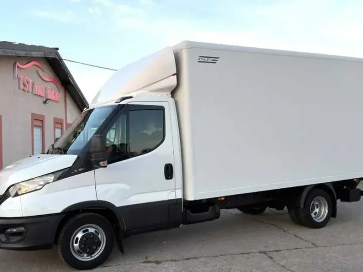 Iveco DAILY CU LIFT