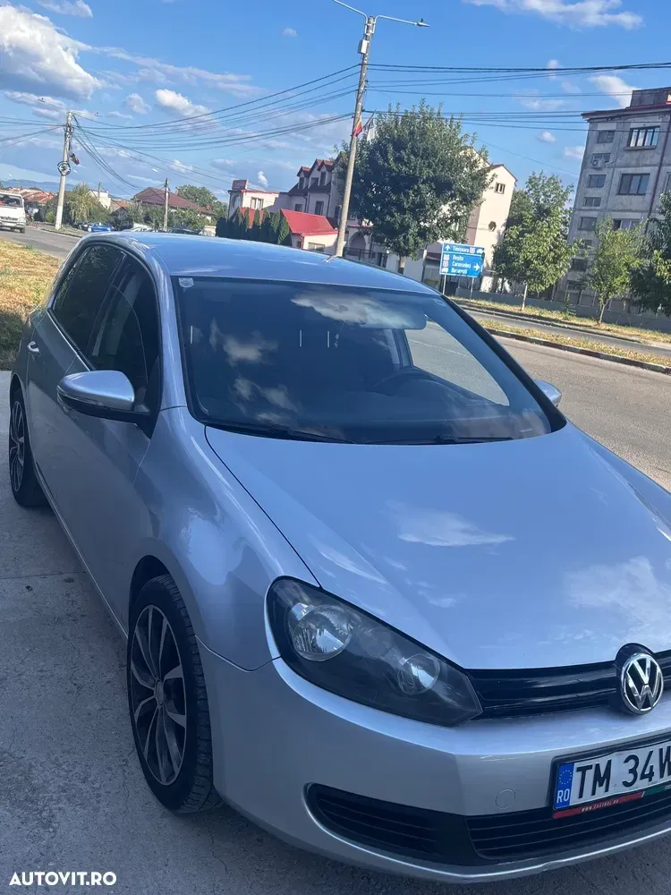 Volkswagen Golf 2.0 TDI Highline — imagine 3