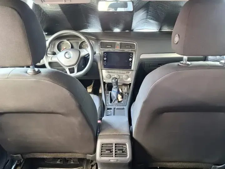 Volkswagen Golf VII 1.6 TDI Trendline