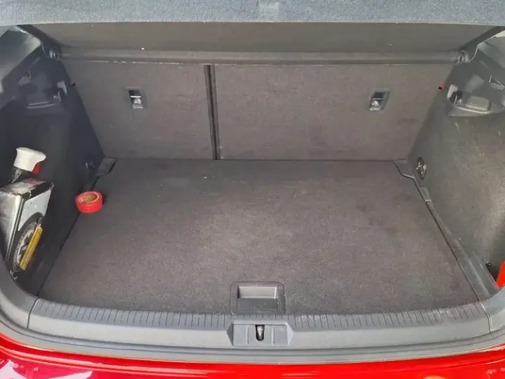 Volkswagen Golf VII 1.6 TDI Trendline