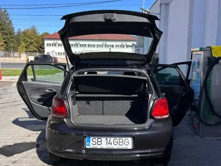 Volkswagen Polo V