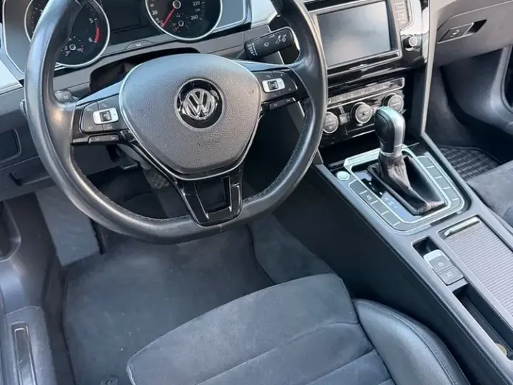 Volkswagen Passat 2.0 TDI DSG Highline