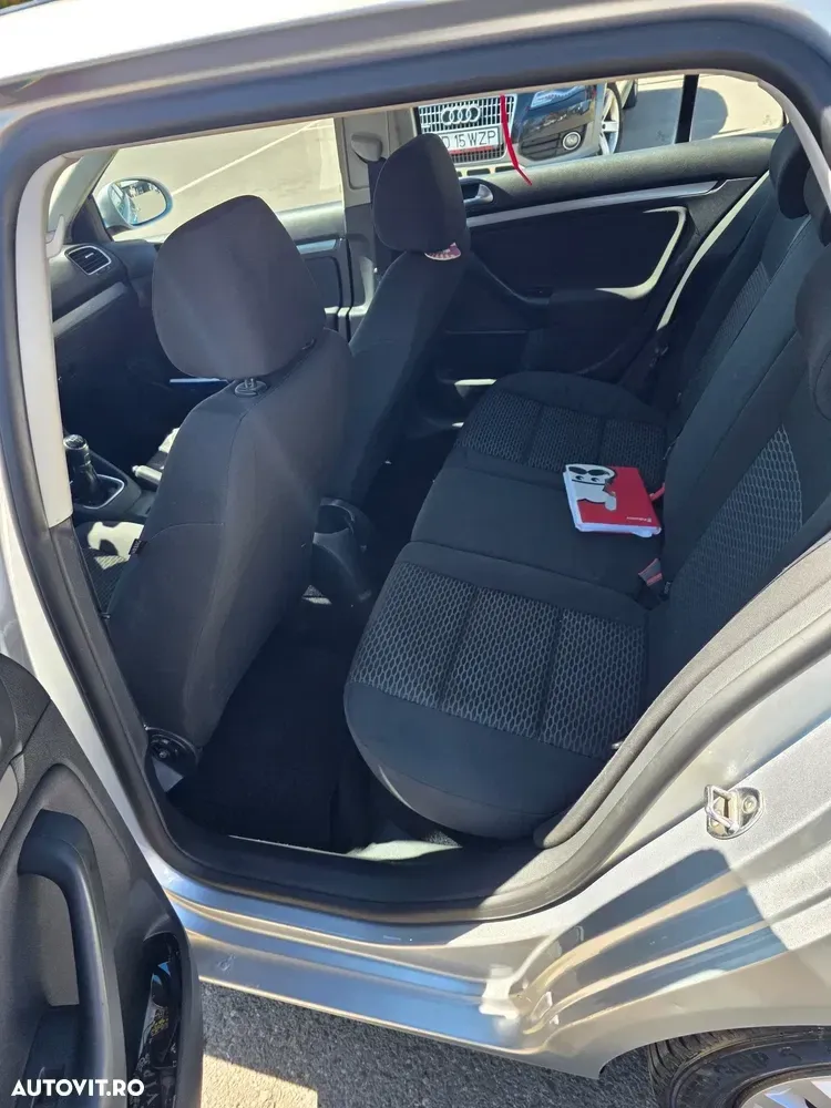 Volkswagen Golf VII 1.6 TDI DPF BlueMotion Technology Comfortline — imagine 6