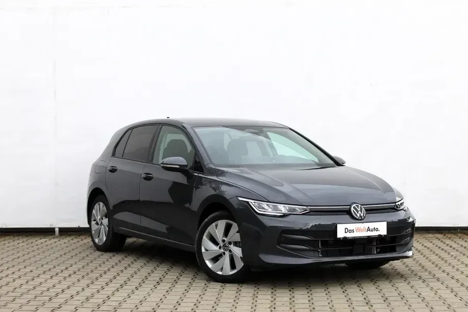 Volkswagen Golf VIII 1.5 TSI eHybrid DSG PHEV Life — imagine 3