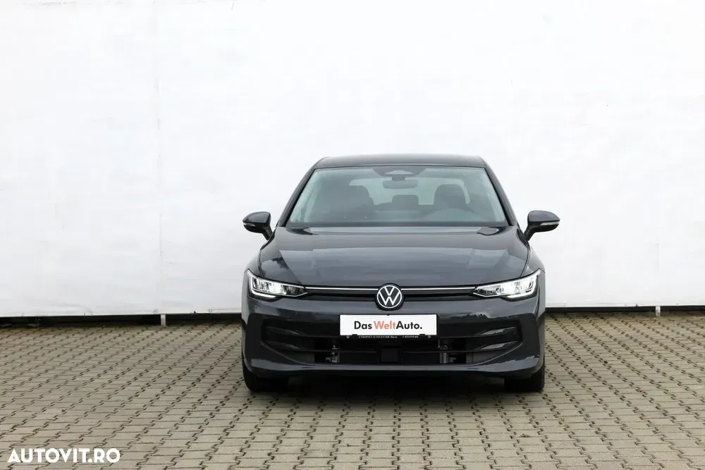 Volkswagen Golf VIII 1.5 TSI eHybrid DSG PHEV Life — imagine 2