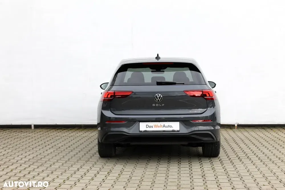 Volkswagen Golf VIII 1.5 TSI eHybrid DSG PHEV Life — imagine 6