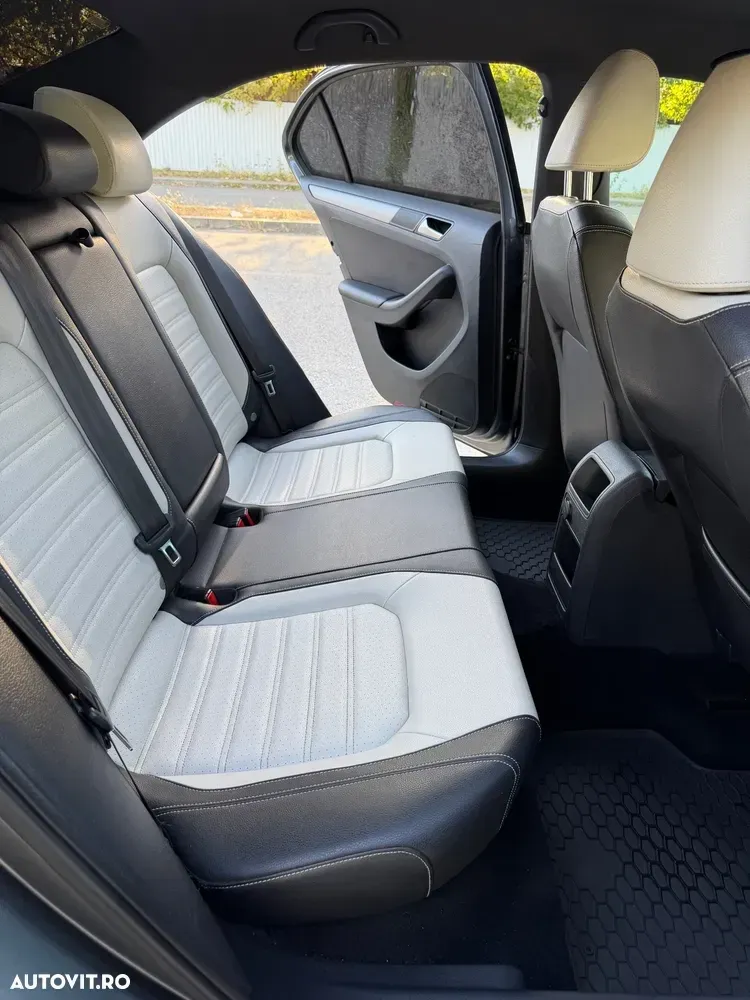Volkswagen Jetta A6 — imagine 5