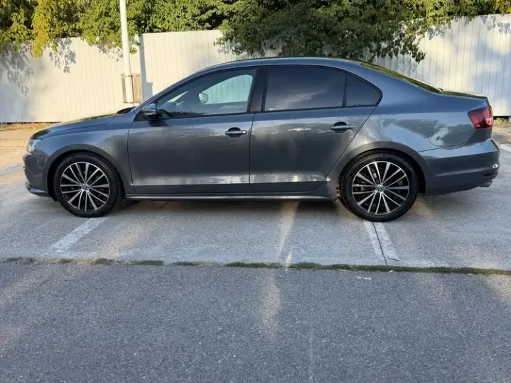 Volkswagen Jetta A6