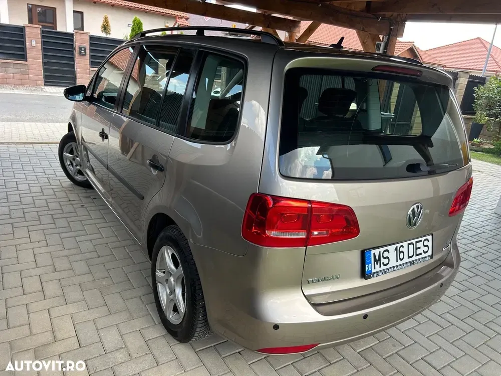 Volkswagen Touran — imagine 5