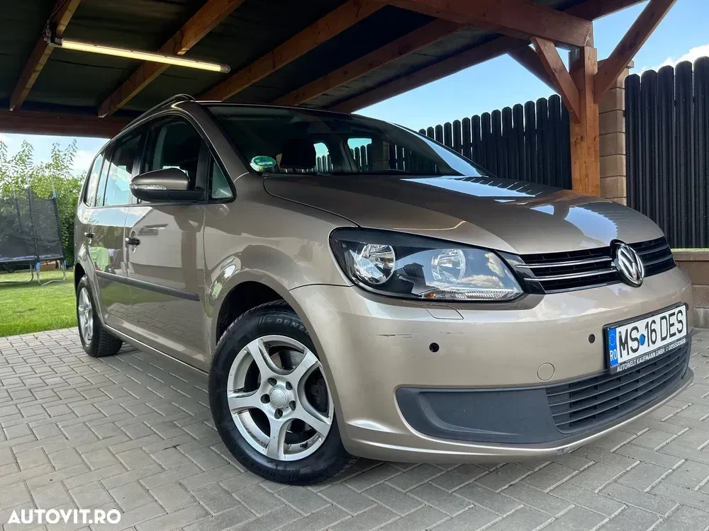 Volkswagen Touran — imagine 2