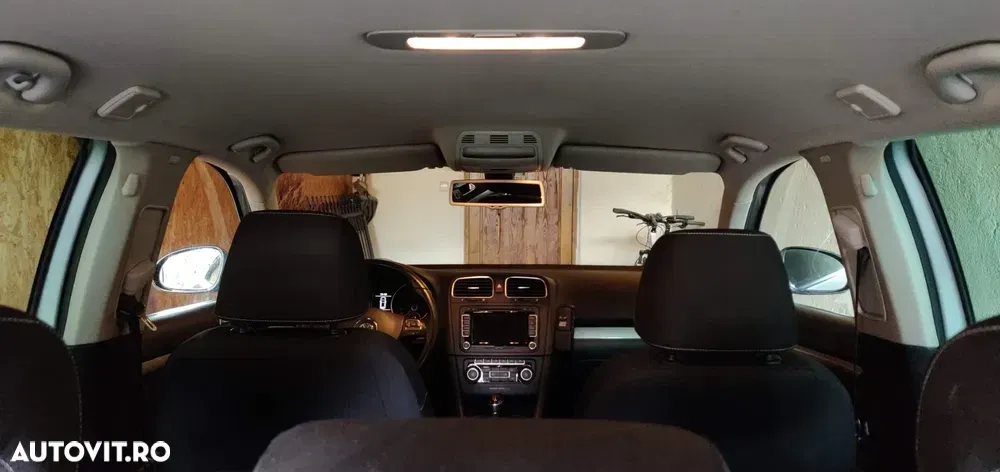Volkswagen Golf VI 1.6 TDI DPF MATCH — imagine 4
