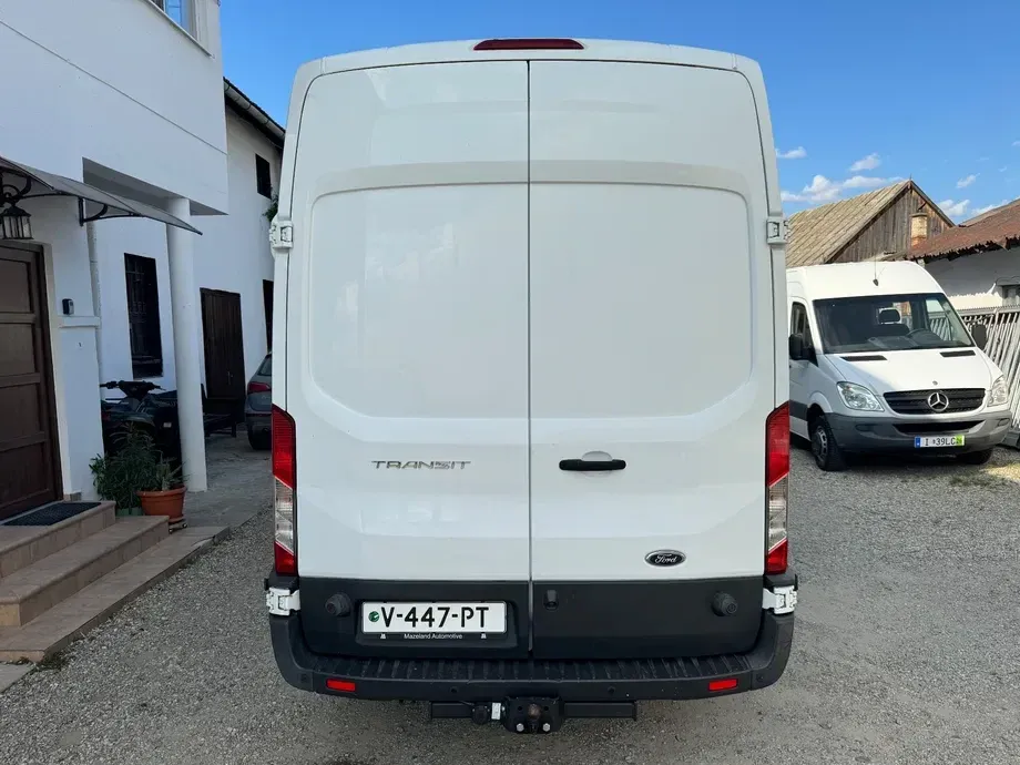 Ford Transit — imagine 6