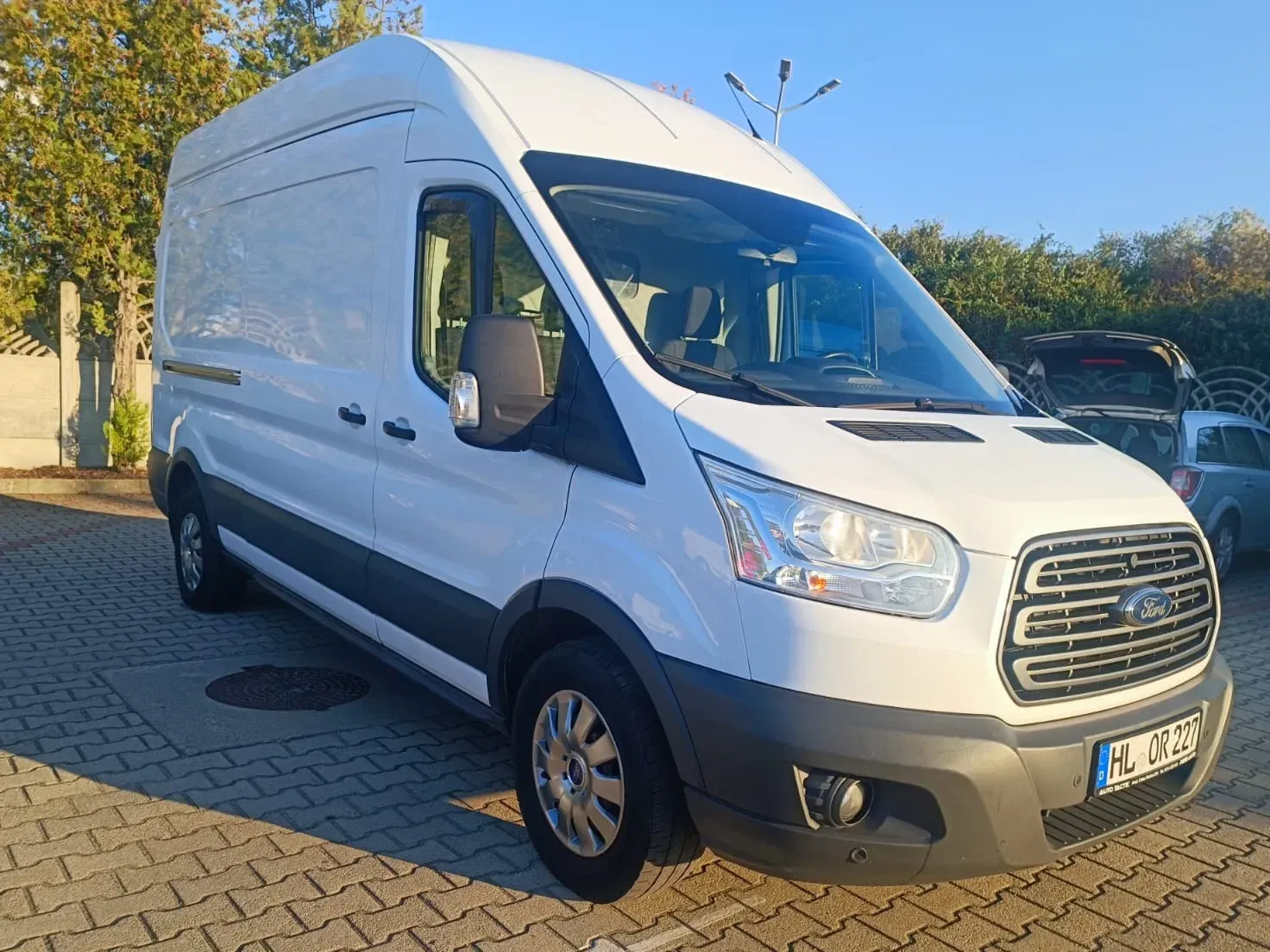 Ford Transit Mk8 — imagine 10