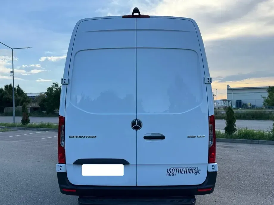 Mercedes-Benz Sprinter — imagine 11