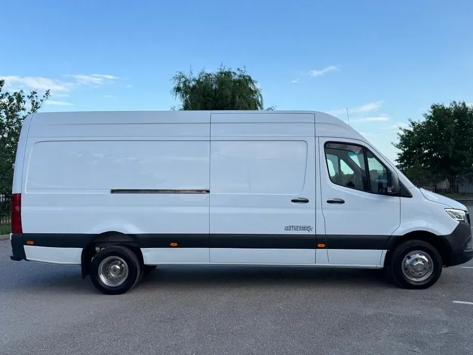 Mercedes-Benz Sprinter — imagine 12