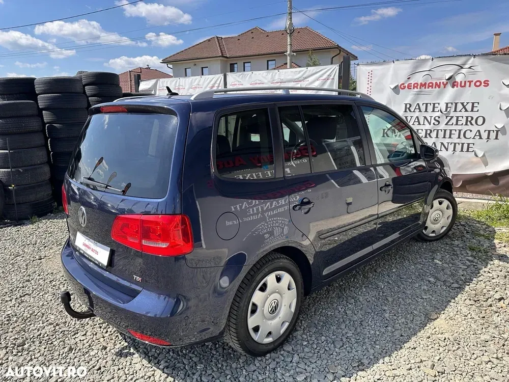 Volkswagen Touran — imagine 3
