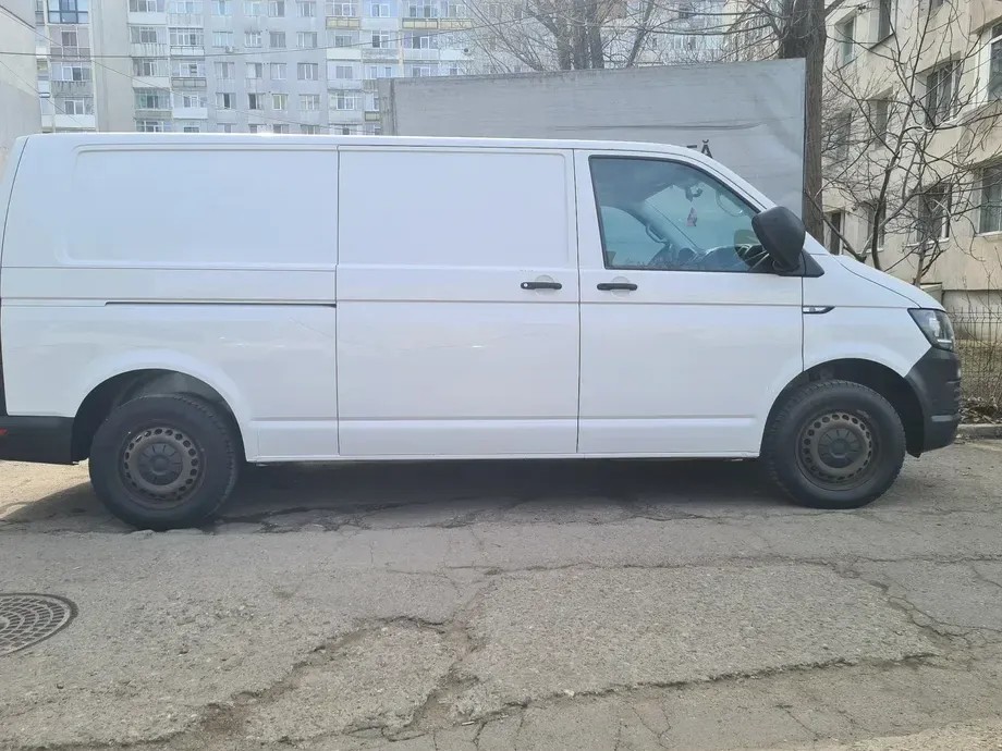 Volkswagen Transporter — imagine 4
