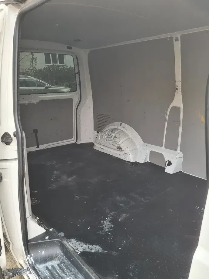 Volkswagen Transporter — imagine 14