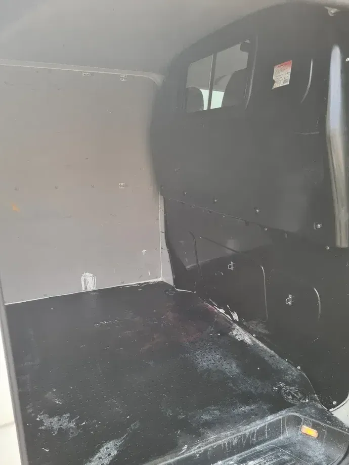 Volkswagen Transporter — imagine 15